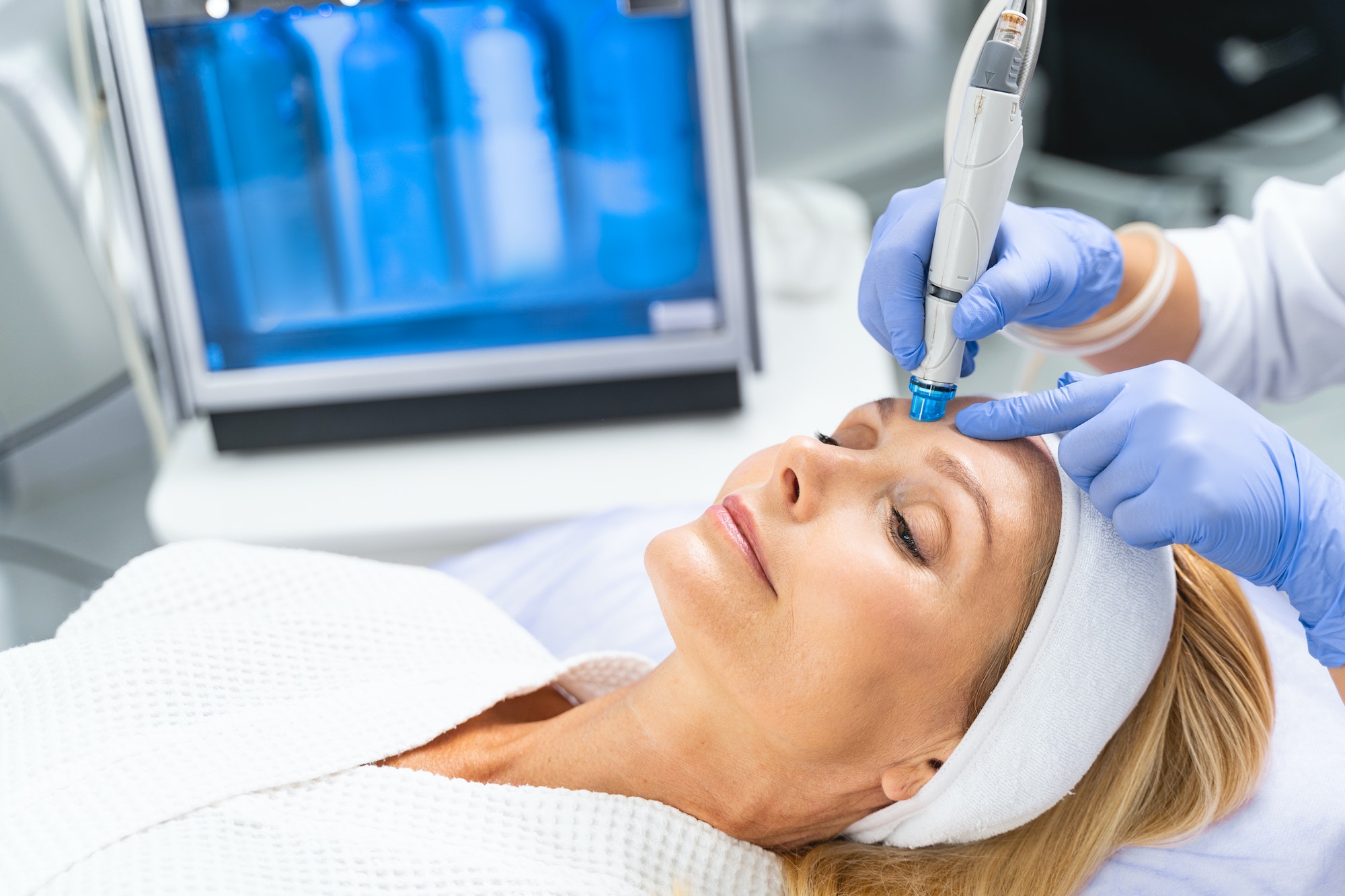 female-patient-undergoing-a-facial-hydrodermabrasion-treatment.jpg